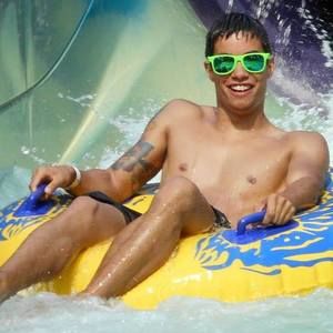 Meet your Posher, Aaron